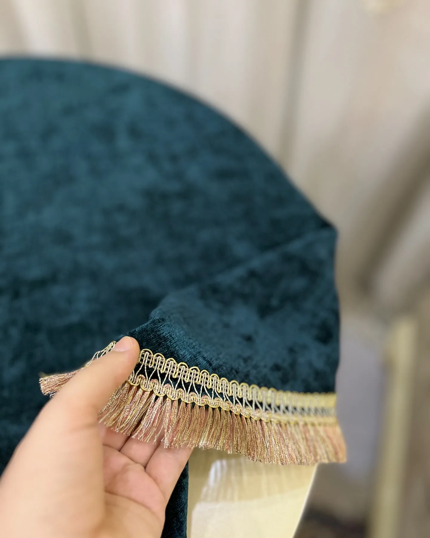 رومیزی سبز زمردی مأوا میزخاطره